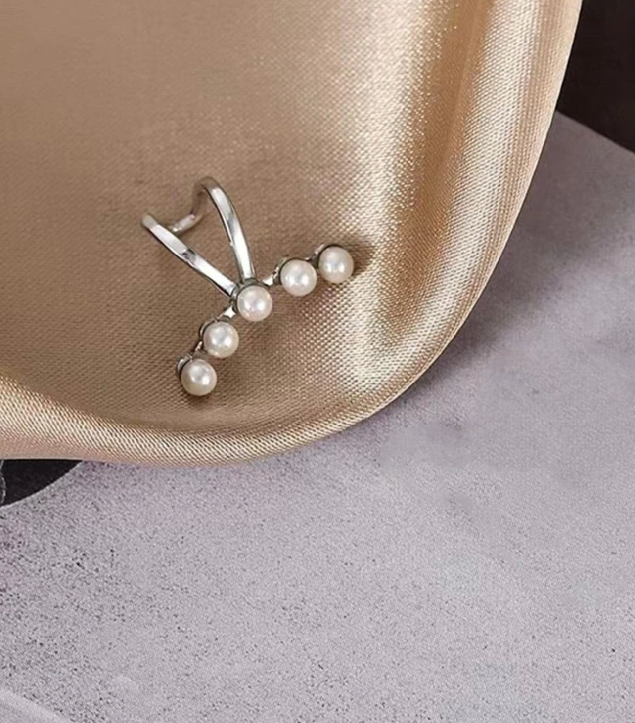 Pearl Ear Cuff