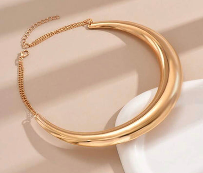 Round Shaped Necklace