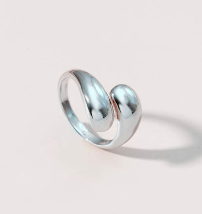Meona Ring