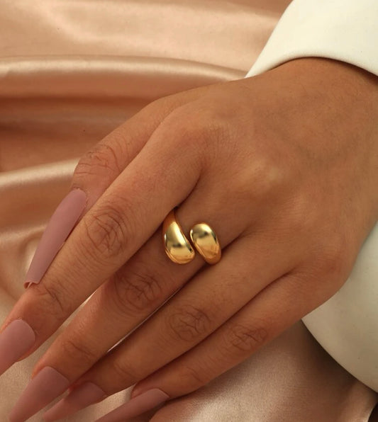 Meona Ring