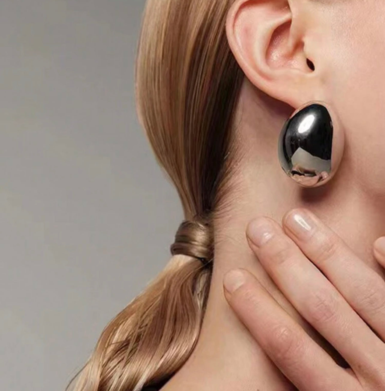 Silver Oval Stud Earrings