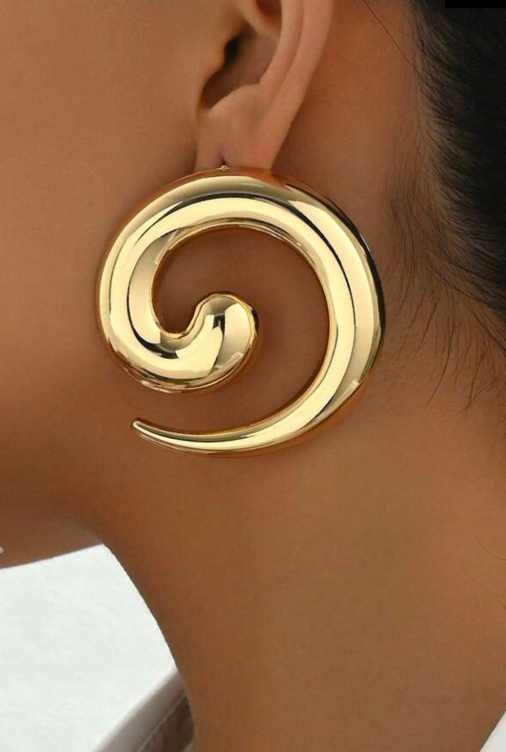 Swirl Gold Earrings