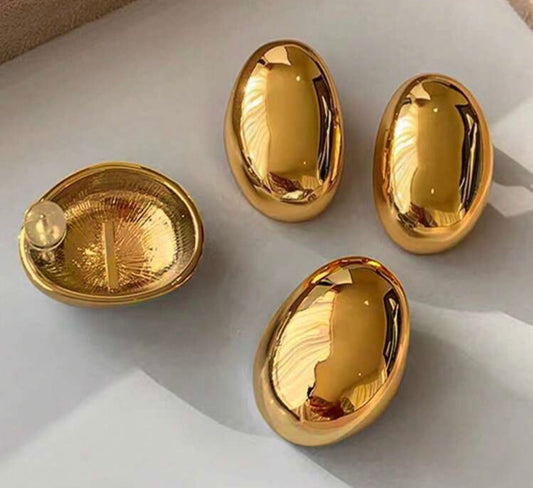 Gold Oval Stud Earrings