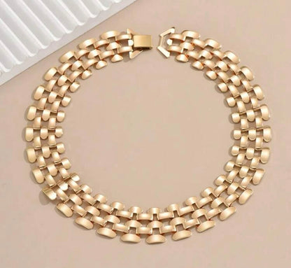 Chain Collar Necklace