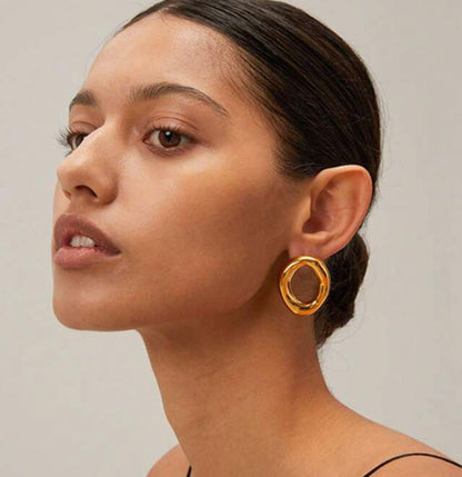 Small Oval Earring