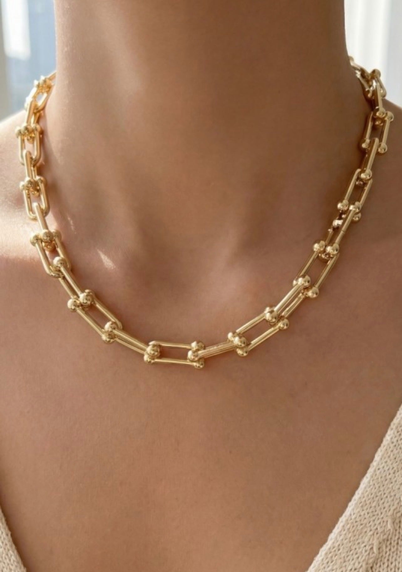 Iverly Chain Necklace