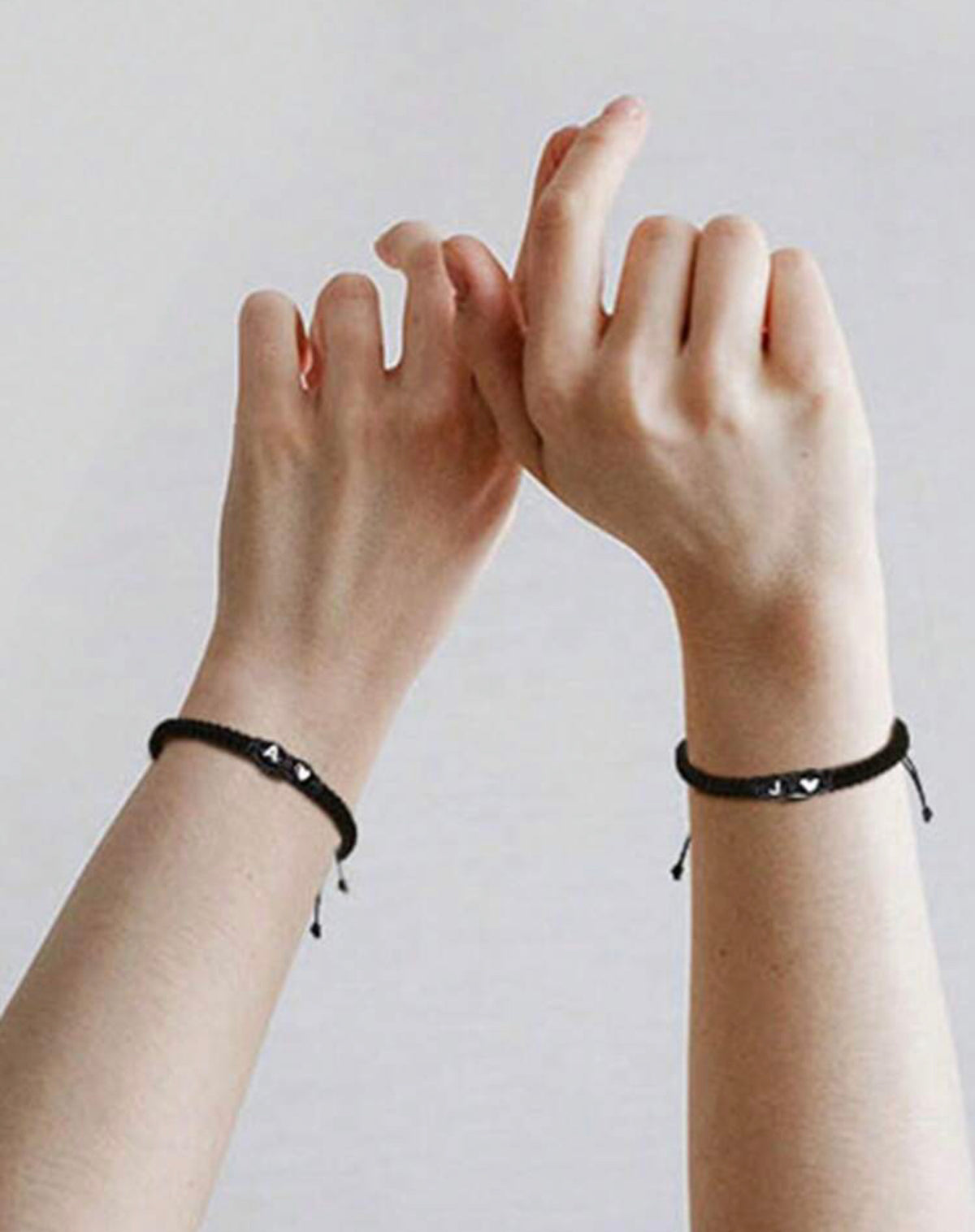 Initial Bracelets (1 Piece)