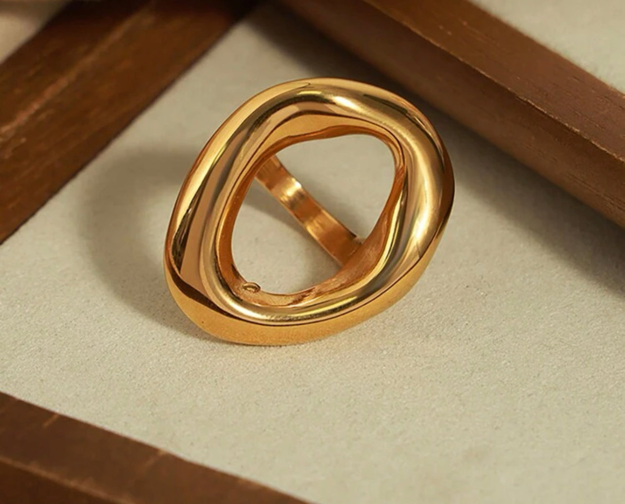 Circle Ring (18k Gold-Plated)